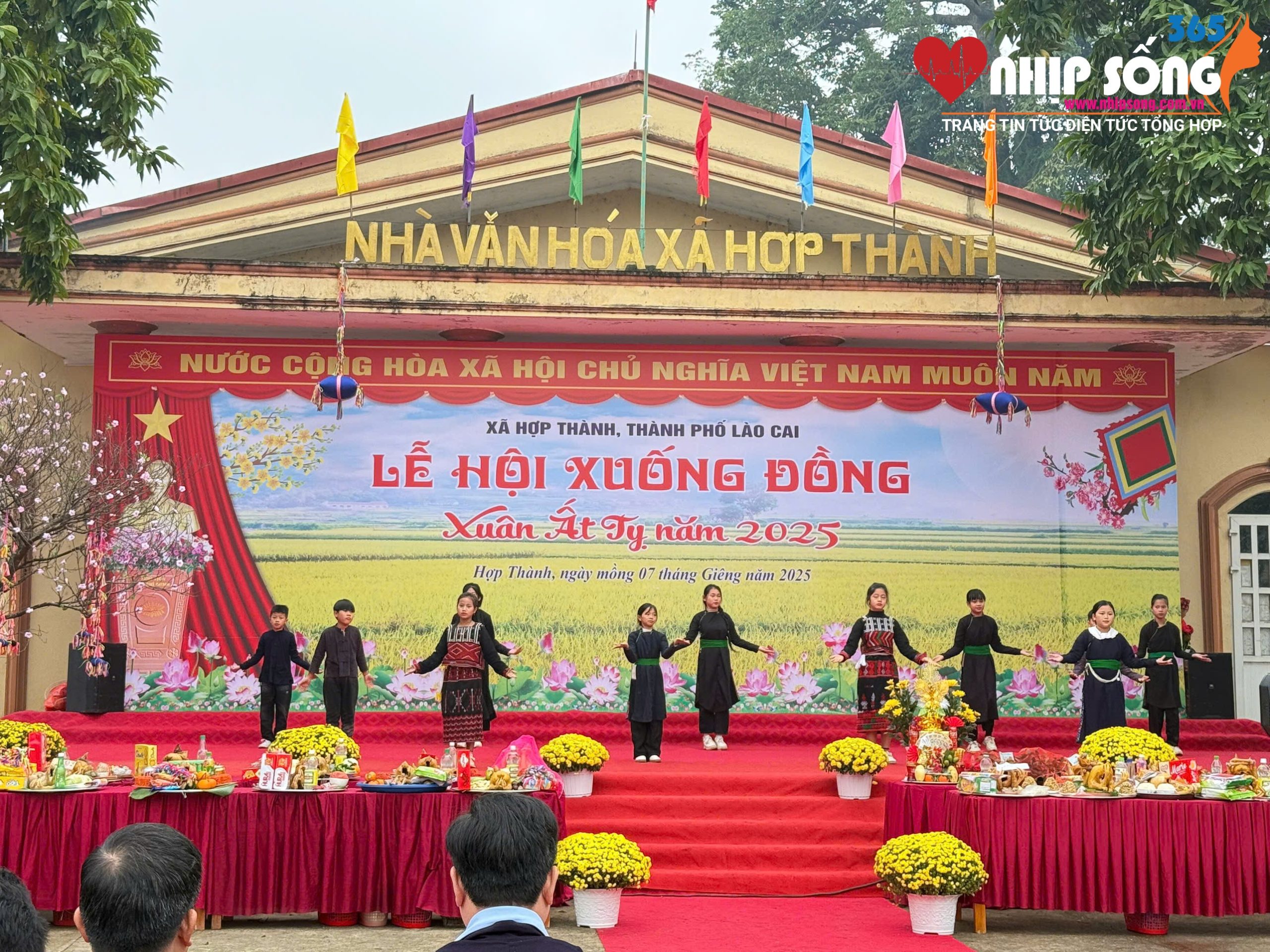 Lễ hội Xuống Đồng mừng Xuân tại xã Hợp Thành, thành phố Lào Cai- Ảnh 5.