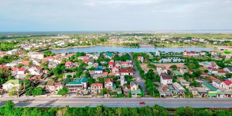 Huyện Hải Lăng (Quảng Trị) được công nhận đạt chuẩn nông thôn mới- Ảnh 1. Huyện Hải Lăng, tỉnh Quảng Trị đã chính thực được công nhận là huyện NTM. (Ảnh Báo Dân Tộc)