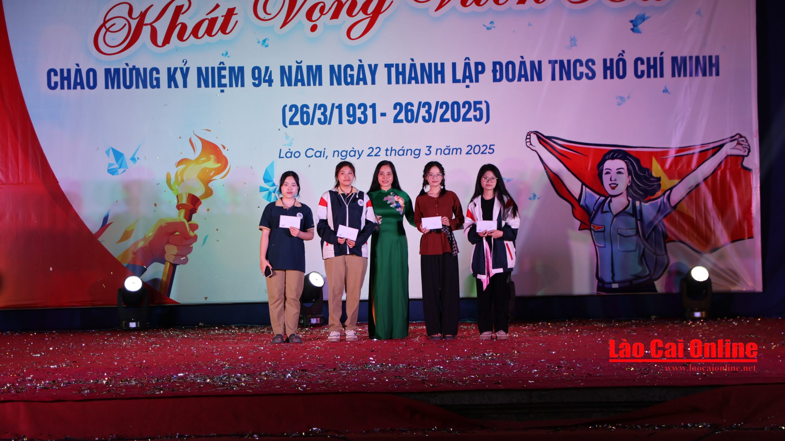 Sôi động đêm lửa trại "Khát vọng vươn xa" tại Trường THPT số 2 Thành phố Lào Cai- Ảnh 5.