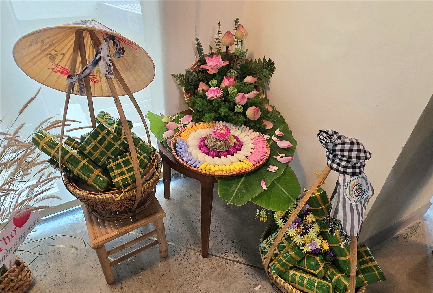 Một số loại bánh dân gian Nam bộ. (Ảnh Báo Dân Tộc)