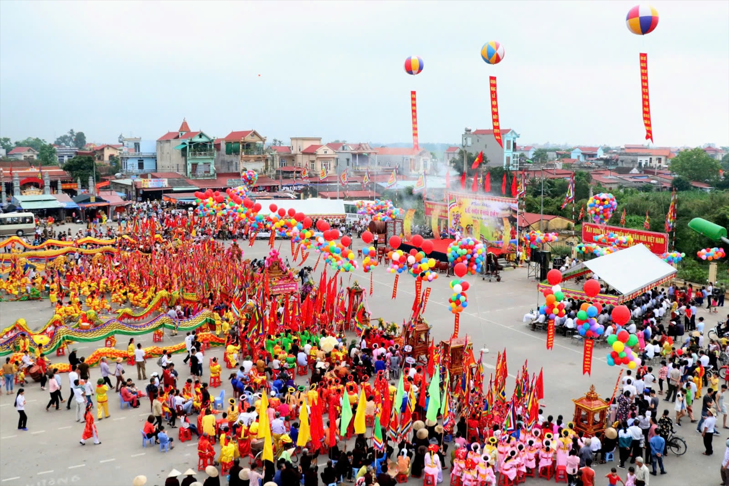 Nhiều hoạt động văn hóa thể thao dân gian cổ truyền tại Lễ hội. (Ảnh Báo Dân Tộc)
