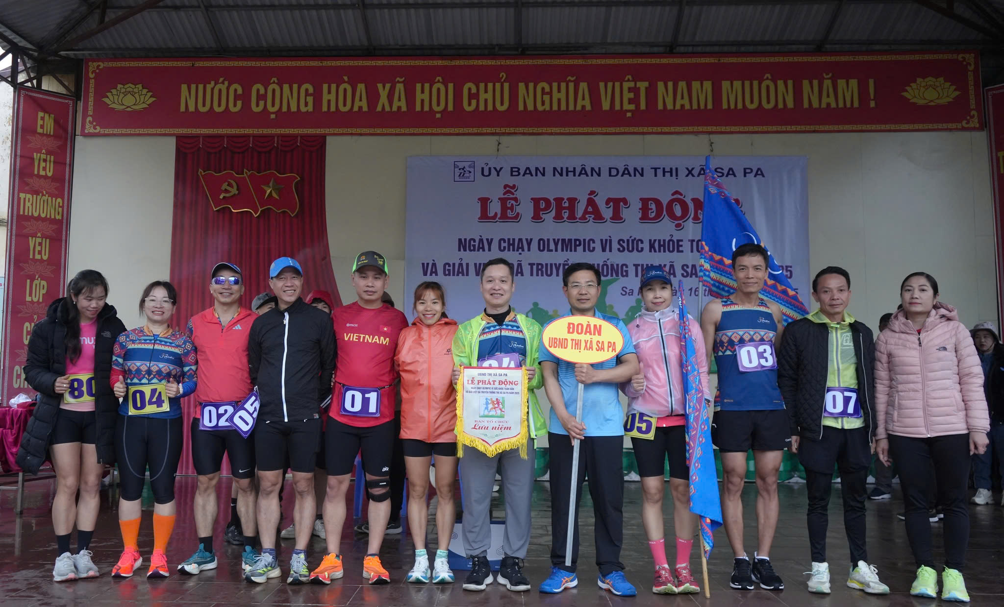 Thị xã Sa Pa tổ chức ngày chạy olympic vì sức khỏe toàn dân và giải việt dã truyền thống 2025- Ảnh 5.