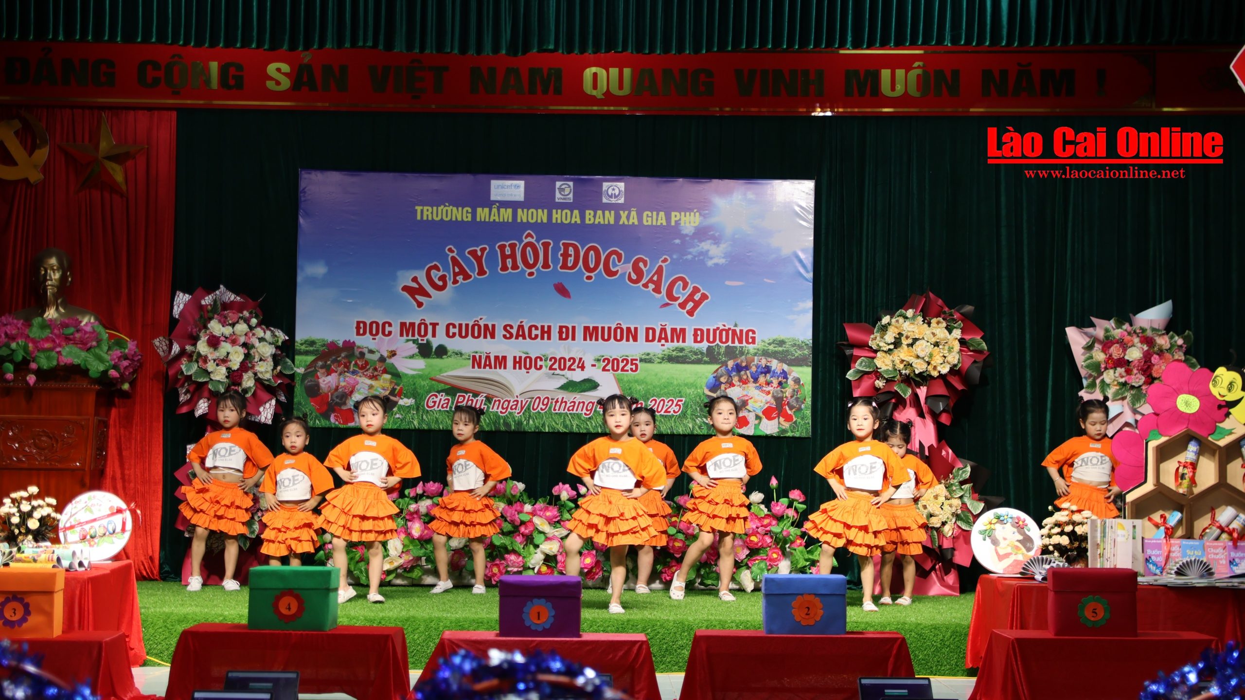 Trường Mầm non Hoa Ban tổ chức “Ngày hội đọc sách năm học 2024 – 2025: Lan tỏa văn hóa đọc tới cộng đồng- Ảnh 4. Trường Mầm non Hoa Ban tổ chức “Ngày hội đọc sách năm học 2024 – 2025: Lan tỏa văn hóa đọc tới cộng đồng- Ảnh 4.