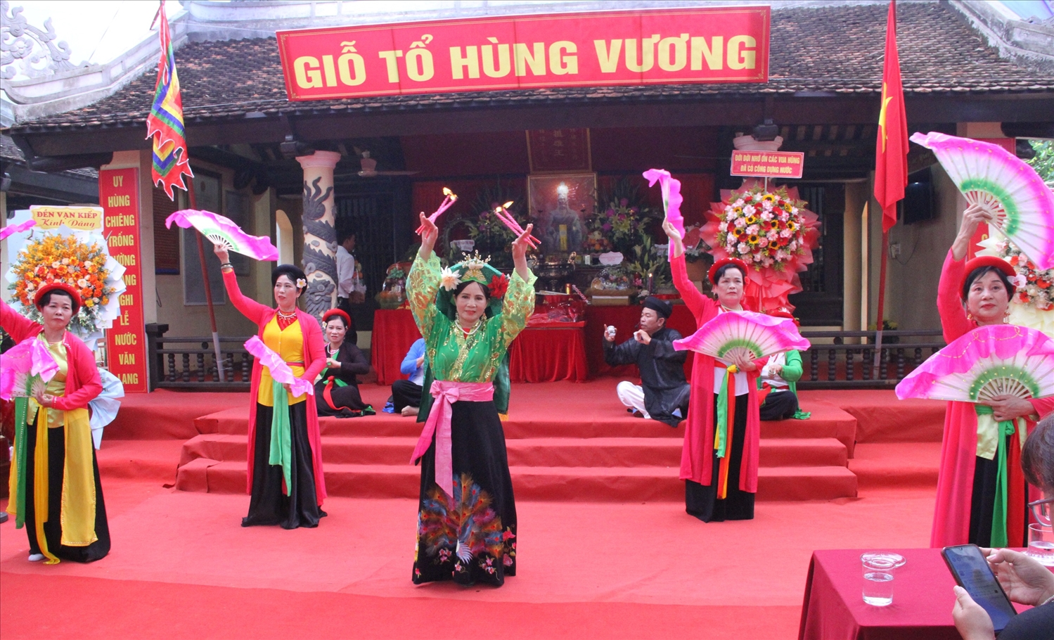 Không khí trang nghiêm, đậm đà bản sắc tại Lễ Giỗ Tổ Hùng Vương 2025 ở Đắk Lắk- Ảnh 9. Một số hình ảnh các hoạt động trong khuôn khổ Lễ Giỗ tổ Hùng Vương tại Đắk Lắk. (Ảnh Báo Dân Tộc)
