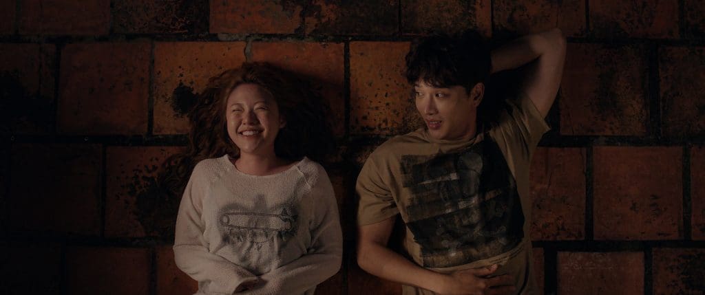 Lê Khánh bật khóc, Thuận Nguyễn gào thét trong trailer ám ảnh của "Chị ngã em nâng"- Ảnh 5.