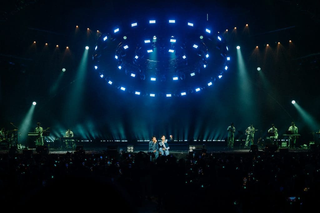 Hoàng Dũng - Đen gửi thông điệp ý nghĩa “bình yên sẽ đến” trong ca khúc hot nhất nhì sau concert "Xoay tròn"- Ảnh 3.