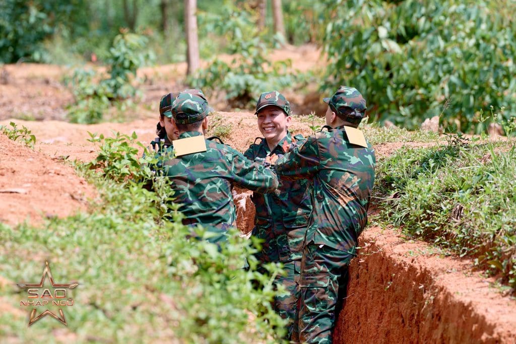 "Sao nhập ngũ 2025" tập 8: Kỳ Duyên - Cara - Tăng Phúc chưa ra trận đã “hy sinh”, Chi Pu - Duy Khánh "sập bẫy" tâm lý- Ảnh 1.