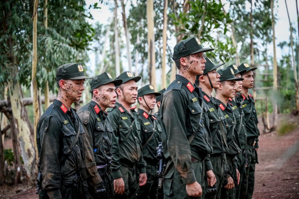 MONO tự hào nhận huy hiệu hoa điểm 10 tại "Chiến sĩ quả cảm"- Ảnh 4.