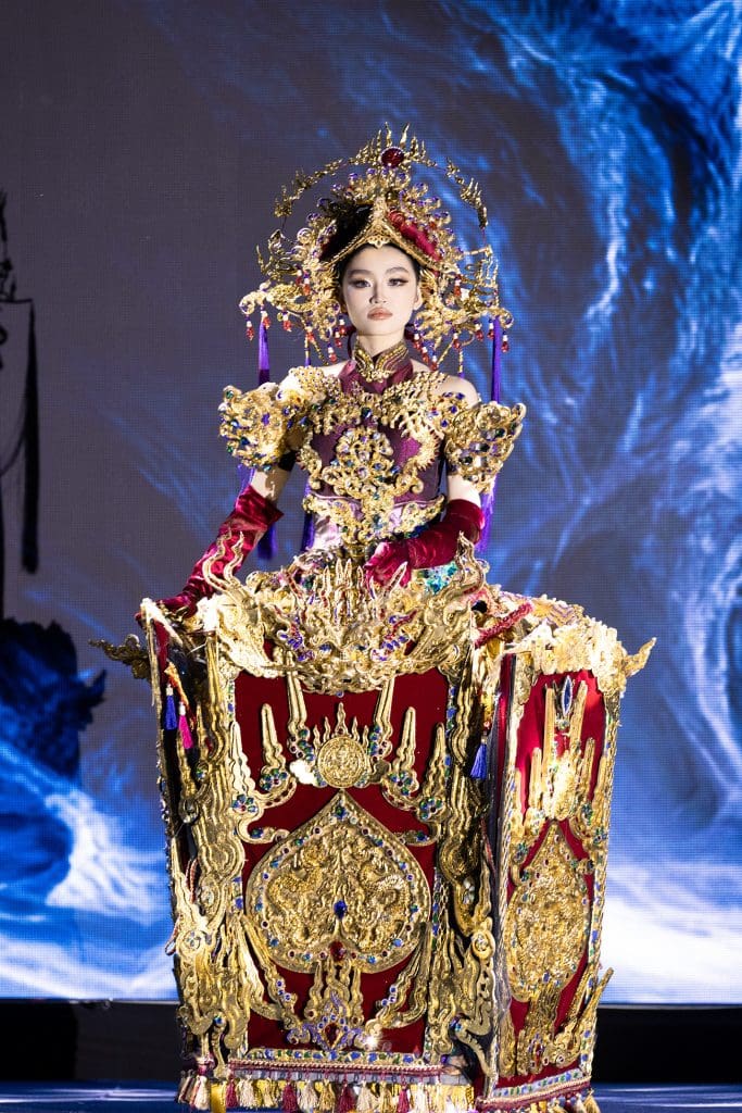 Hoa hậu Yến Nhi giới thiệu nghệ thuật múa rối nước tại "Miss Grand International 2025"- Ảnh 5.