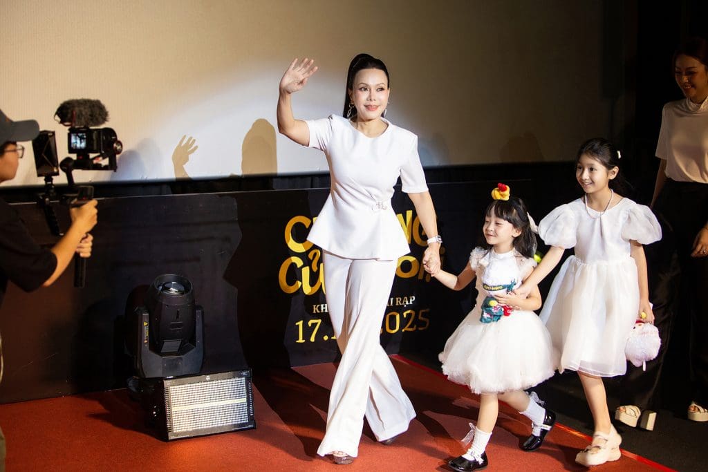 Phim "Cục vàng của ngoại" hé lộ nhạc phim do Ái Phương thế hiện, đạo diễn Khương Ngọc liên tục bị "bóc phốt"- Ảnh 6.