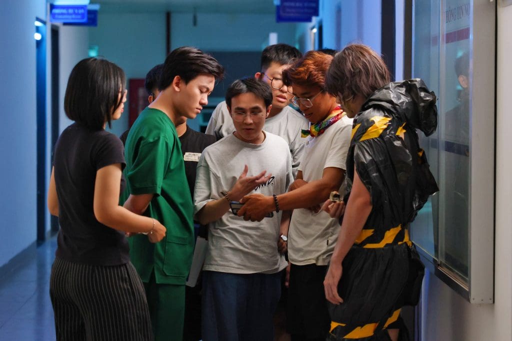 Huỳnh Lập tái xuất với “Một nén nhang”, câu chuyện ranh giới sống – chết tại bệnh viện gây ám ảnh- Ảnh 2.