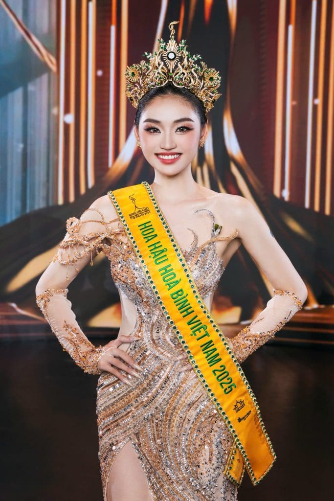 Nguyễn Thị Yến Nhi đăng quang "Miss Grand Vietnam 2025", có 2 tuần chuẩn bị thi quốc tế- Ảnh 9.