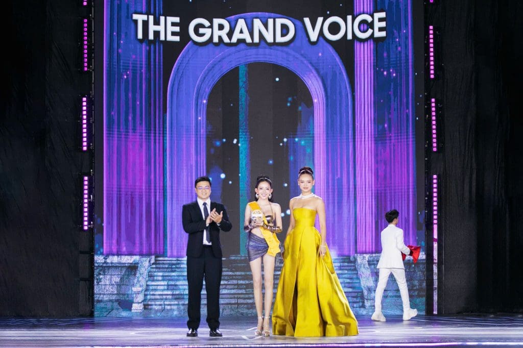 Ngô Thái Ngân thắng 2 giải lớn của "Miss Grand Vietnam", diễn xuất thần trích đoạn cải lương "Tiếng trống Mê Linh”- Ảnh 4.