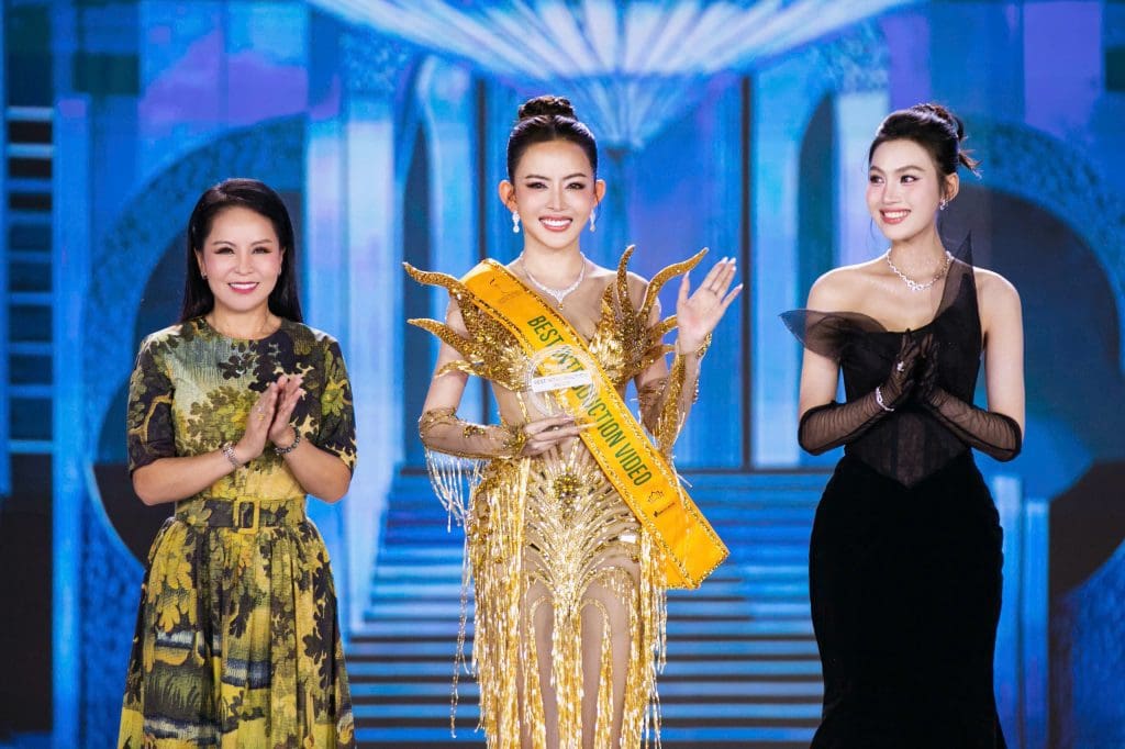 Ngô Thái Ngân thắng 2 giải lớn của "Miss Grand Vietnam", diễn xuất thần trích đoạn cải lương "Tiếng trống Mê Linh”- Ảnh 5.