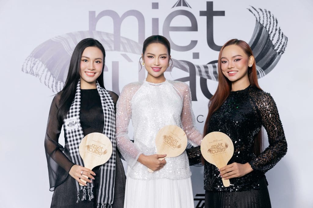 Nguyễn Minh Công bùng nổ với "Miệt Cù Lao": Show diễn độc bản tái hiện tinh hoa bánh dân gian - Ảnh 2. Nguyễn Minh Công bùng nổ với "Miệt Cù Lao": Show diễn độc bản tái hiện tinh hoa bánh dân gian - Ảnh 2.