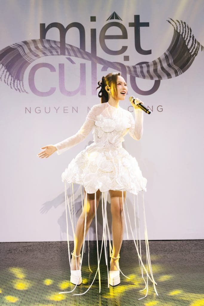 Nguyễn Minh Công bùng nổ với "Miệt Cù Lao": Show diễn độc bản tái hiện tinh hoa bánh dân gian - Ảnh 4. Nguyễn Minh Công bùng nổ với "Miệt Cù Lao": Show diễn độc bản tái hiện tinh hoa bánh dân gian - Ảnh 4.