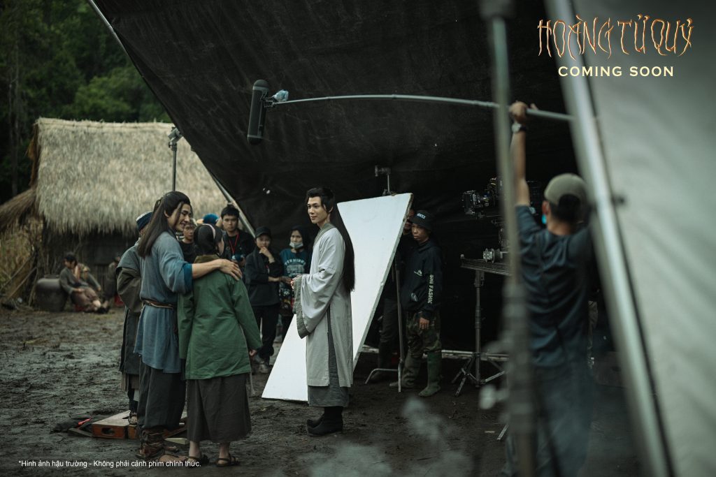 Ê-kíp "Hoàng tử quỷ" xây hẳn "làng Hủi" giữa rừng nguyên sinh tại Đà Lạt, hé lộ chi tiết ma quái hấp dẫn- Ảnh 6.