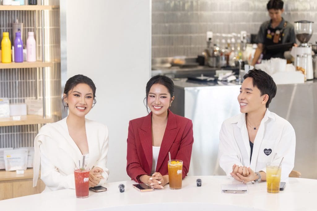 2 hoa hậu Phương Linh - Trúc Linh làm đại sứ "Tinh hoa Việt", lan tỏa tinh thần phụ nữ Việt hiện đại- Ảnh 4. 2 hoa hậu Phương Linh - Trúc Linh làm đại sứ "Tinh hoa Việt", lan tỏa tinh thần phụ nữ Việt hiện đại- Ảnh 4.