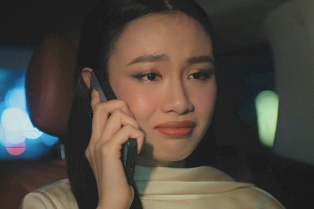 Otis Nhật Trường và á hậu Thủy Tiên khóc cạn nước mắt trong "Cô đừng hòng thoát khỏi tôi"- Ảnh 5.