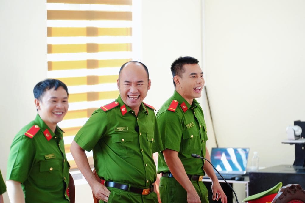 Đinh Tiến Đạt vừa gia nhập đã chiếm “spotlight”, Long Hạt Nhài xúc động vì trận đánh tội phạm giữa đồi ngô- Ảnh 2. Đinh Tiến Đạt vừa gia nhập đã chiếm “spotlight”, Long Hạt Nhài xúc động vì trận đánh tội phạm giữa đồi ngô- Ảnh 2.
