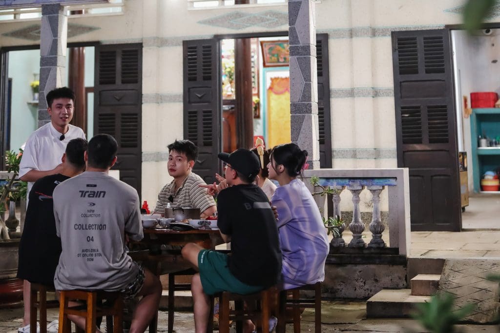 “Chị Phiến” gặp sự cố khó đỡ, Ninh Anh Bùi - Nguyễn Tùng Dương tự hào kể lại dấu mốc cá nhân- Ảnh 7.