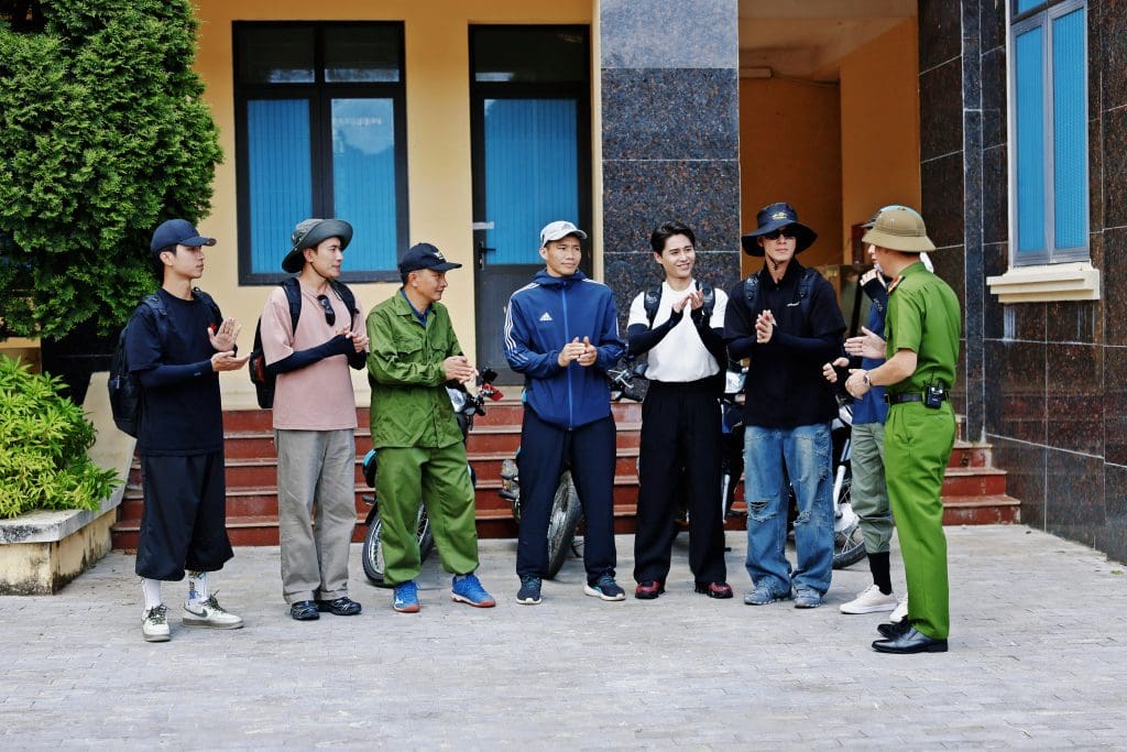 Đinh Tiến Đạt vừa gia nhập đã chiếm “spotlight”, Long Hạt Nhài xúc động vì trận đánh tội phạm giữa đồi ngô- Ảnh 4. Đinh Tiến Đạt vừa gia nhập đã chiếm “spotlight”, Long Hạt Nhài xúc động vì trận đánh tội phạm giữa đồi ngô- Ảnh 4.