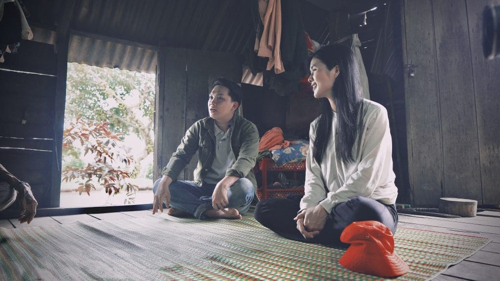 Phúc Anh mời các em bé trong làng phong đóng MV "Trẻ vùng cao", nối dài chuỗi hoạt động ý nghĩa- Ảnh 3.