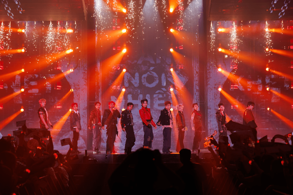 Chiến thắng đầu tiên của "Tân binh thăng cấp" trước 2 đại diện từ Hàn Quốc và Nhật Bản- Ảnh 4.