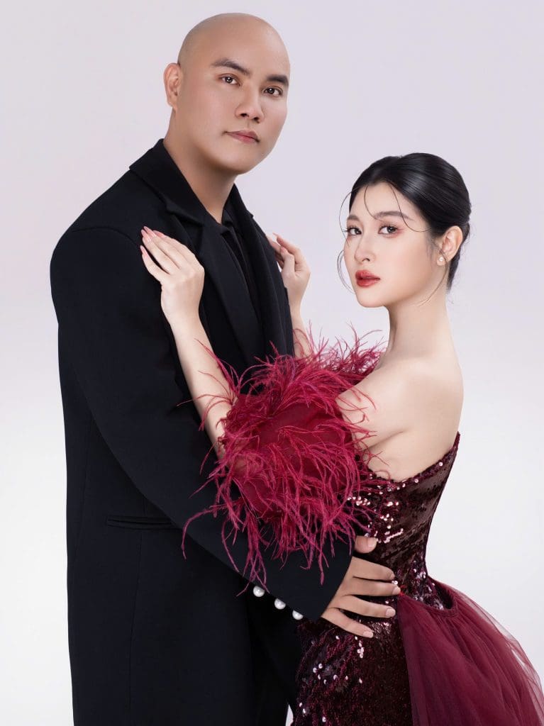 Bản hit “Lệ ngang trời” của A Tuân sau 8 tháng vẫn nằm trong top của BXH âm nhạc- Ảnh 2.