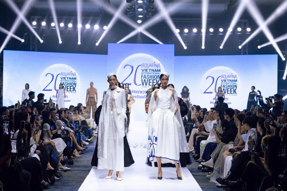 Kỷ niệm 20 m&ugrave;a, Vietnam International Fashion Week t&ocirc;n vinh bản sắc thời trang Việt- Ảnh 1.