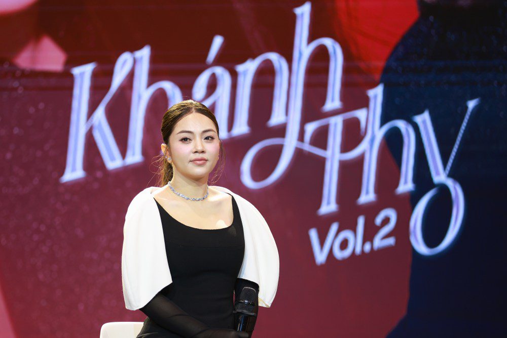 Giọng hát bước ra từ “Tiếng hát Hà Nội” – Khánh Thy trở lại với album thứ hai đầy cảm xúc- Ảnh 2. Giọng hát bước ra từ “Tiếng hát Hà Nội” – Khánh Thy trở lại với album thứ hai đầy cảm xúc- Ảnh 2.