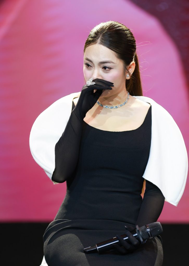 Giọng hát bước ra từ “Tiếng hát Hà Nội” – Khánh Thy trở lại với album thứ hai đầy cảm xúc- Ảnh 4. Giọng hát bước ra từ “Tiếng hát Hà Nội” – Khánh Thy trở lại với album thứ hai đầy cảm xúc- Ảnh 4.