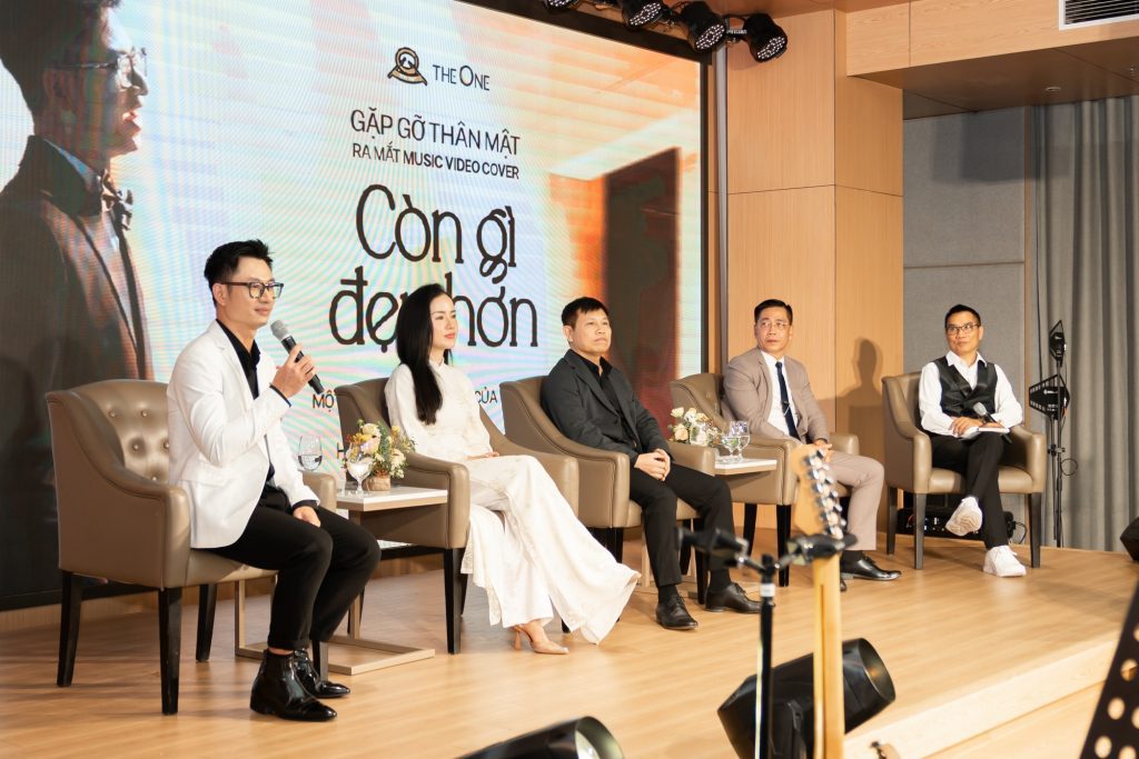 MV &ldquo;C&ograve;n g&igrave; đẹp hơn&rdquo; mới lạ khi h&ograve;a quyện c&ugrave;ng l&agrave;n điệu &ldquo;B&egrave;o dạt m&acirc;y tr&ocirc;i&rdquo;- Ảnh 3.