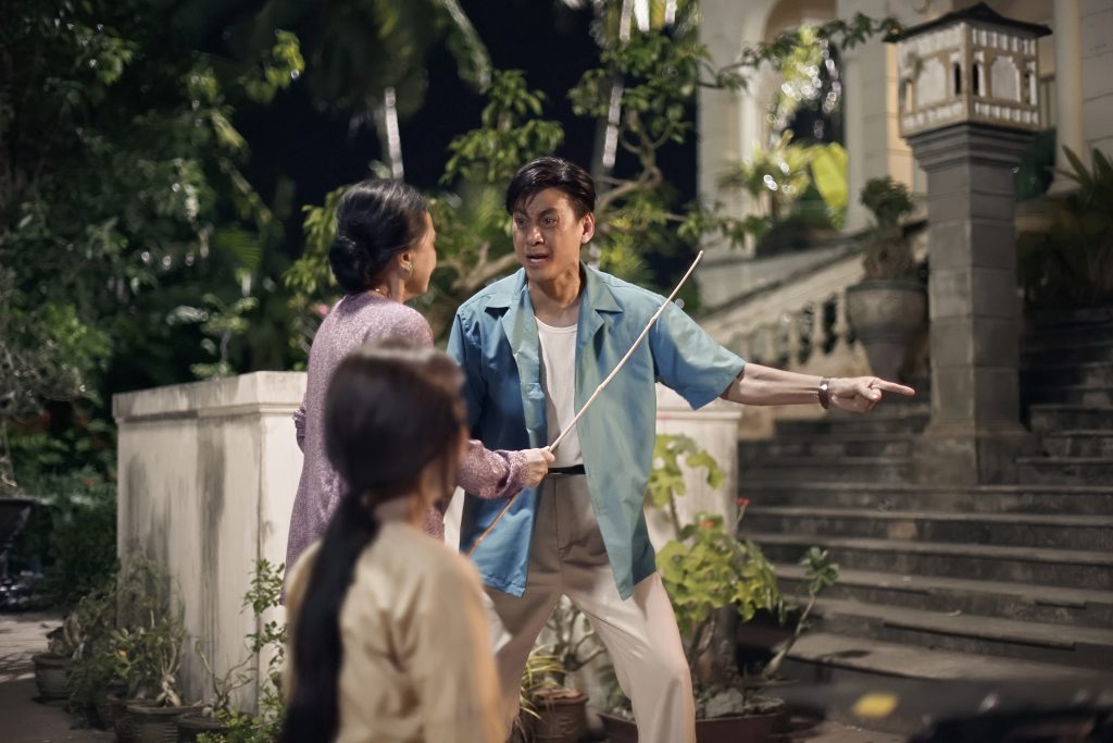 Không phải Tiến Luật, Thu Trang gây bất ngờ khi công khai "người tình màn ảnh" Ngọc Thuận trong "Ai thương ai mến"- Ảnh 7. Không phải Tiến Luật, Thu Trang gây bất ngờ khi công khai "người tình màn ảnh" Ngọc Thuận trong "Ai thương ai mến"- Ảnh 7.