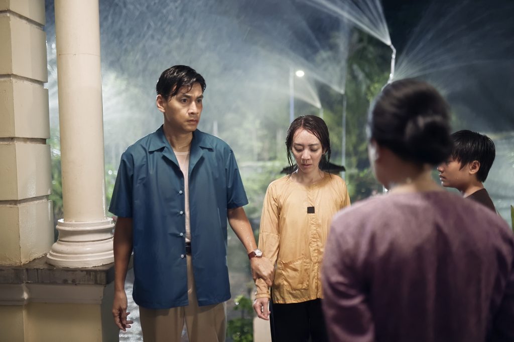 Không phải Tiến Luật, Thu Trang gây bất ngờ khi công khai "người tình màn ảnh" Ngọc Thuận trong "Ai thương ai mến"- Ảnh 6. Không phải Tiến Luật, Thu Trang gây bất ngờ khi công khai "người tình màn ảnh" Ngọc Thuận trong "Ai thương ai mến"- Ảnh 6.