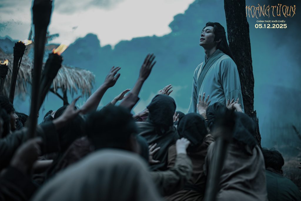 Phim "Hoàng tử quỷ" tung trailer hé lộ thân phận của Anh Tú Atus, Lương Thế Thành chiến đấu đến "nát người" - Ảnh 2. Phim "Hoàng tử quỷ" tung trailer hé lộ thân phận của Anh Tú Atus, Lương Thế Thành chiến đấu đến "nát người" - Ảnh 2.