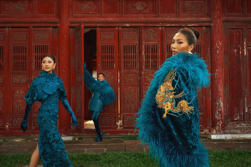 Hoa hậu Phương Linh cùng Top 2 Miss Cosmo 2024 tỏa sáng giữa Đại Nội Huế trước thềm "Hello Cosmo From Vietnam" mùa 2- Ảnh 3. Hoa hậu Phương Linh cùng Top 2 Miss Cosmo 2024 tỏa sáng giữa Đại Nội Huế trước thềm "Hello Cosmo From Vietnam" mùa 2- Ảnh 3.