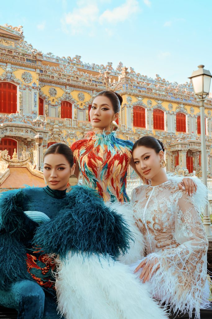 Hoa hậu Phương Linh cùng Top 2 Miss Cosmo 2024 tỏa sáng giữa Đại Nội Huế trước thềm "Hello Cosmo From Vietnam" mùa 2- Ảnh 4. Hoa hậu Phương Linh cùng Top 2 Miss Cosmo 2024 tỏa sáng giữa Đại Nội Huế trước thềm "Hello Cosmo From Vietnam" mùa 2- Ảnh 4.