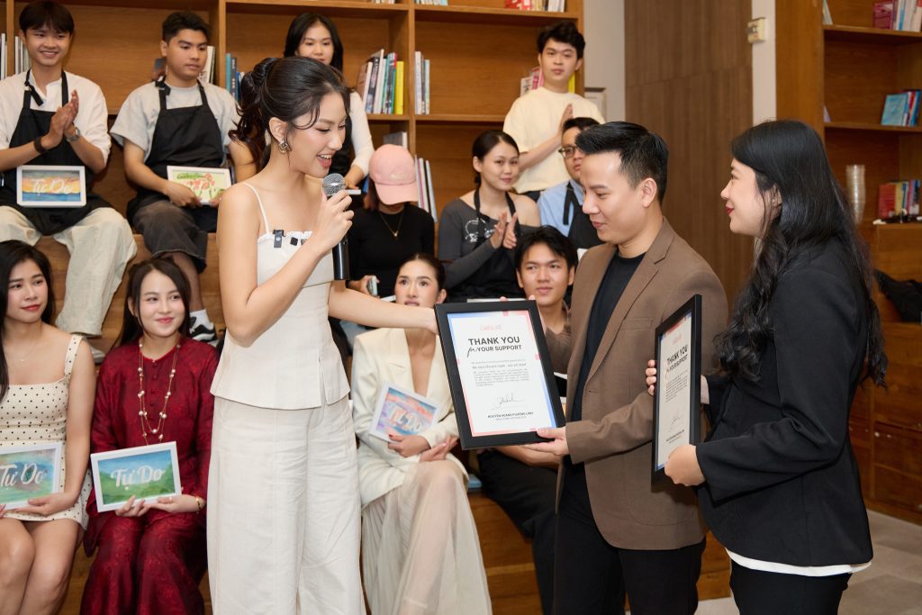 Giám đốc quốc gia Ngọc Châu nhận xét dự án cộng đồng của hoa hậu Phương Linh: "Ổn nhưng còn thiếu"- Ảnh 5. Giám đốc quốc gia Ngọc Châu nhận xét dự án cộng đồng của hoa hậu Phương Linh: "Ổn nhưng còn thiếu"- Ảnh 5.