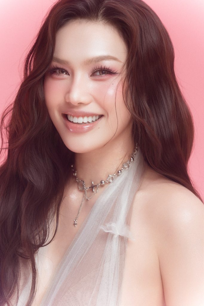 Á hậu Cẩm Ly hé lộ kế hoạch lấn sân MC - diễn viên ở tuổi 22, muốn xây dựng hình ảnh "người đẹp đa tài"- Ảnh 6. Á hậu Cẩm Ly hé lộ kế hoạch lấn sân MC - diễn viên ở tuổi 22, muốn xây dựng hình ảnh "người đẹp đa tài"- Ảnh 6.