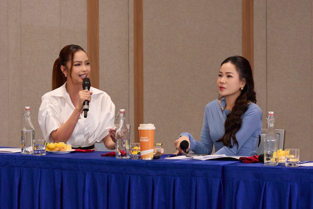 Bật khóc trên sân khấu giả định, hoa hậu Phương Linh đối diện áp lực trước thềm nhập cuộc Miss Cosmo 2025- Ảnh 1.