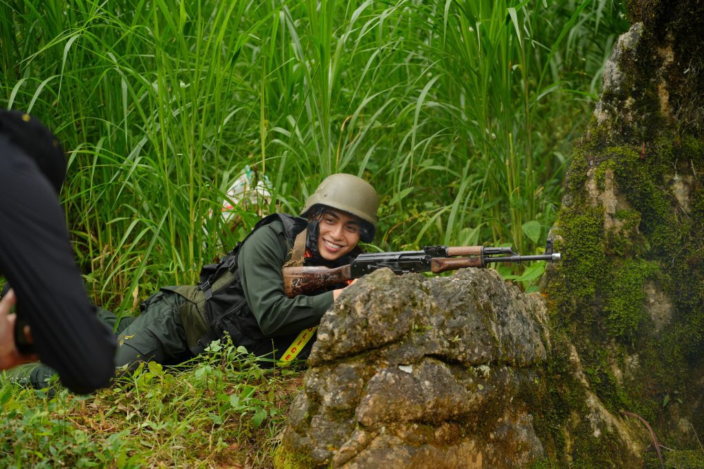 MONO khép lại hành trình "Chiến sĩ quả cảm": 3 tháng học cách gan dạ và hy sinh như người lính- Ảnh 7. MONO khép lại hành trình "Chiến sĩ quả cảm": 3 tháng học cách gan dạ và hy sinh như người lính- Ảnh 7.