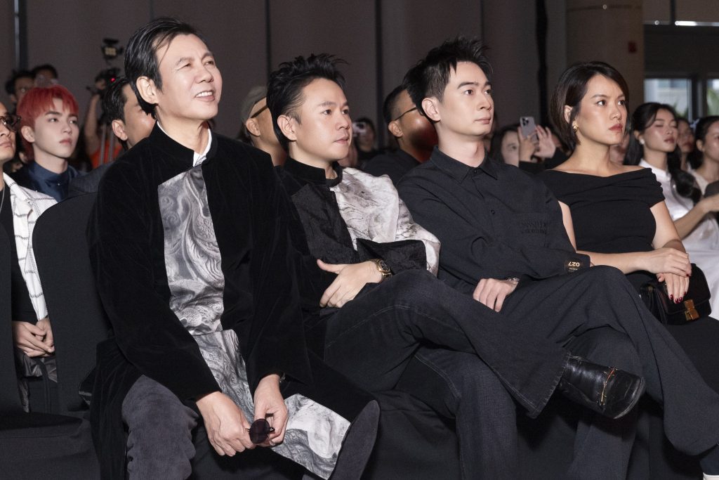 NSND Huỳnh Tú, NSND Tự Long góp mặt trong MV “Mục hạ vô nhân” của SOOBIN: Đưa văn hóa Việt vào âm nhạc đại chúng- Ảnh 2.