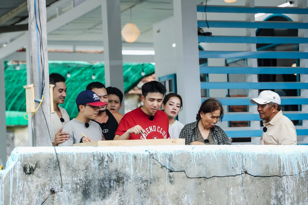 Dàn sao "Mưa đỏ" đổ bộ "Hàng xóm mới", An Trương - Nguyễn Tùng Dương chính thức đối đầu- Ảnh 6. Dàn sao "Mưa đỏ" đổ bộ "Hàng xóm mới", An Trương - Nguyễn Tùng Dương chính thức đối đầu- Ảnh 6.