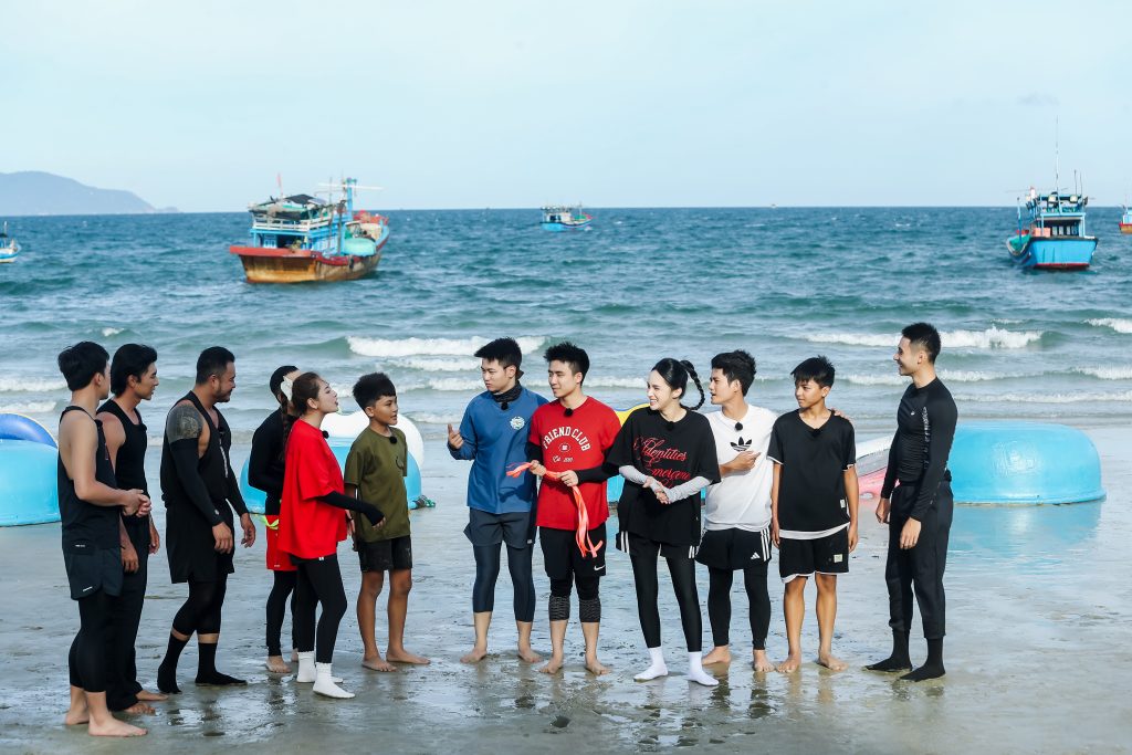 Dàn sao "Mưa đỏ" đổ bộ "Hàng xóm mới", An Trương - Nguyễn Tùng Dương chính thức đối đầu- Ảnh 7. Dàn sao "Mưa đỏ" đổ bộ "Hàng xóm mới", An Trương - Nguyễn Tùng Dương chính thức đối đầu- Ảnh 7.