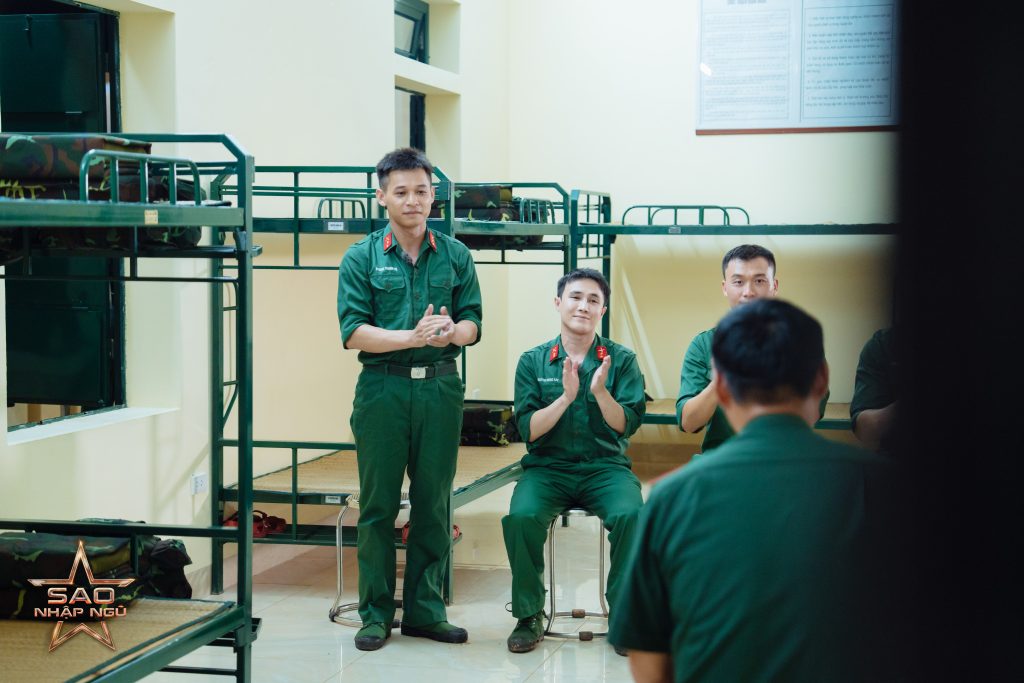 Bình An ngạt thở khi làm nhiệm vụ, Chi Pu nghẹn ngào: "Bạn của tôi trong giới không nhiều"- Ảnh 6. Bình An ngạt thở khi làm nhiệm vụ, Chi Pu nghẹn ngào: "Bạn của tôi trong giới không nhiều"- Ảnh 6.