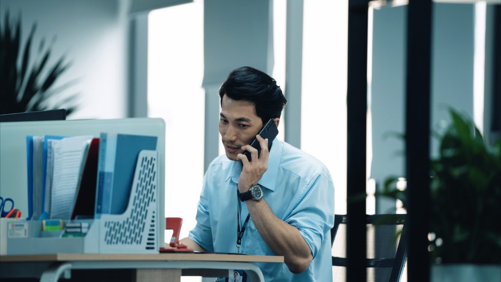 Liên Bỉnh Phát - Tam Triều Dâng "ngọt sâu răng" trong "Bẫy tiền": Người chịu nhiều áp lực, người lại yêu vô điều kiện- Ảnh 2. Liên Bỉnh Phát - Tam Triều Dâng "ngọt sâu răng" trong "Bẫy tiền": Người chịu nhiều áp lực, người lại yêu vô điều kiện- Ảnh 2.