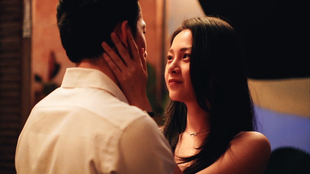 Liên Bỉnh Phát - Tam Triều Dâng "ngọt sâu răng" trong "Bẫy tiền": Người chịu nhiều áp lực, người lại yêu vô điều kiện- Ảnh 3. Liên Bỉnh Phát - Tam Triều Dâng "ngọt sâu răng" trong "Bẫy tiền": Người chịu nhiều áp lực, người lại yêu vô điều kiện- Ảnh 3.