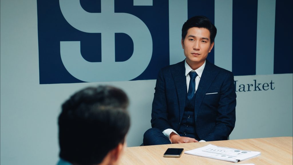 Liên Bỉnh Phát - Tam Triều Dâng "ngọt sâu răng" trong "Bẫy tiền": Người chịu nhiều áp lực, người lại yêu vô điều kiện- Ảnh 7. Liên Bỉnh Phát - Tam Triều Dâng "ngọt sâu răng" trong "Bẫy tiền": Người chịu nhiều áp lực, người lại yêu vô điều kiện- Ảnh 7.