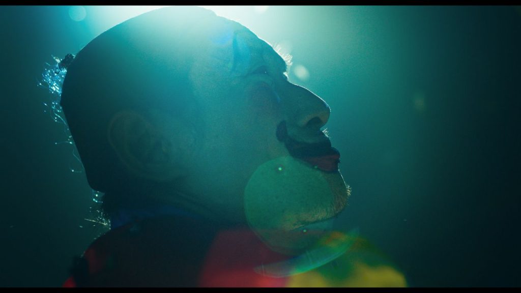 "Con kể ba nghe" chính thức công bố nam chính, "tài tử trăm tỷ" Kiều Minh Tuấn lộ diện với tạo hình chú hề độc đáo- Ảnh 4. "Con kể ba nghe" chính thức công bố nam chính, "tài tử trăm tỷ" Kiều Minh Tuấn lộ diện với tạo hình chú hề độc đáo- Ảnh 4.